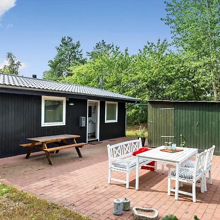 1498-aakirkeby-strandvangen-16 Tatil Evi *